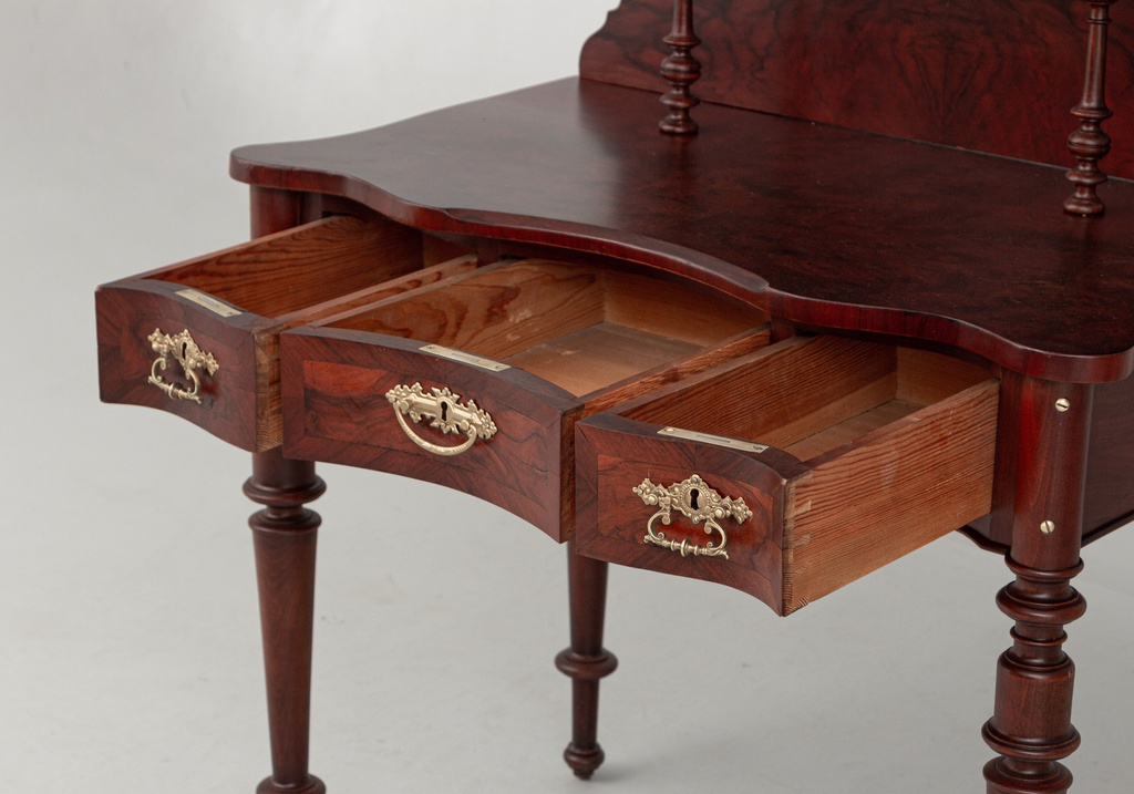 RB FURNITURE 100 -122.jpg