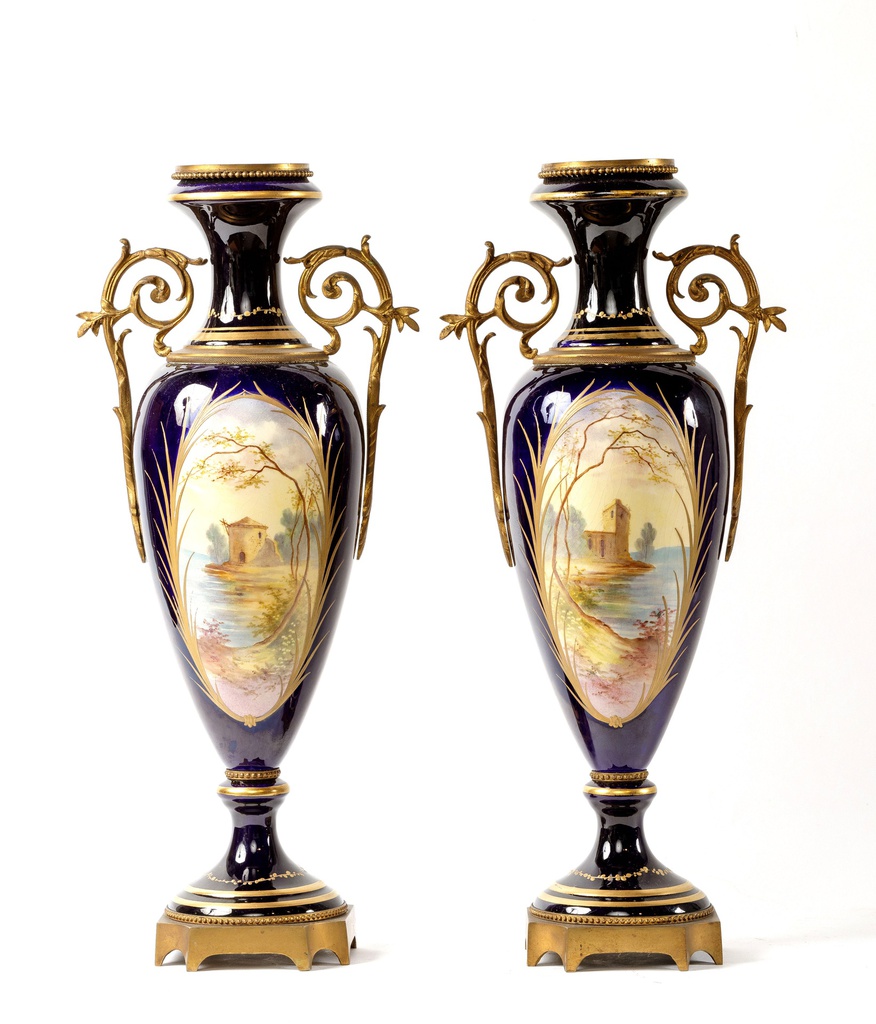 Porcelianines-vazos-porcelain-vases-3.JPG