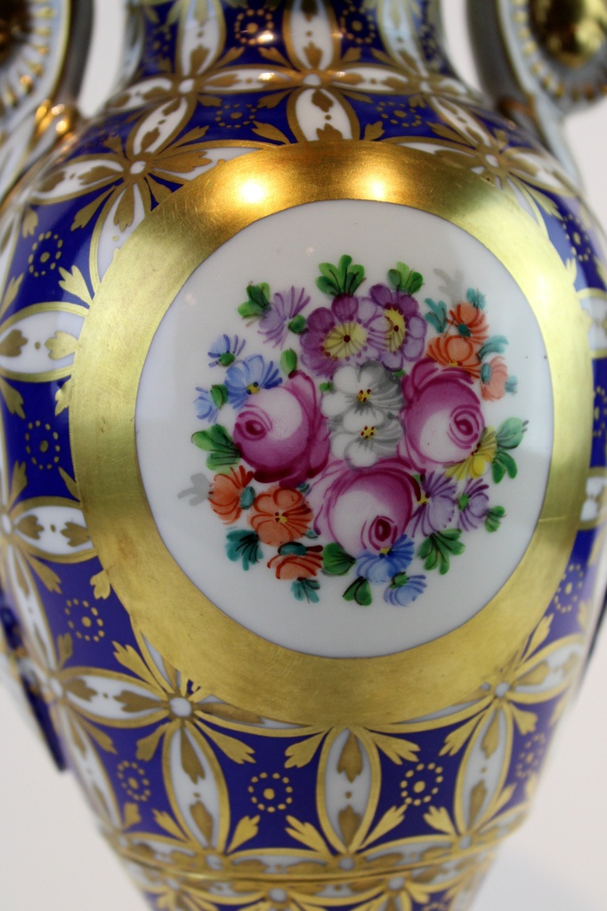 Gold-gilded-porcelain-vase-porcelianine-vaza-5.JPG