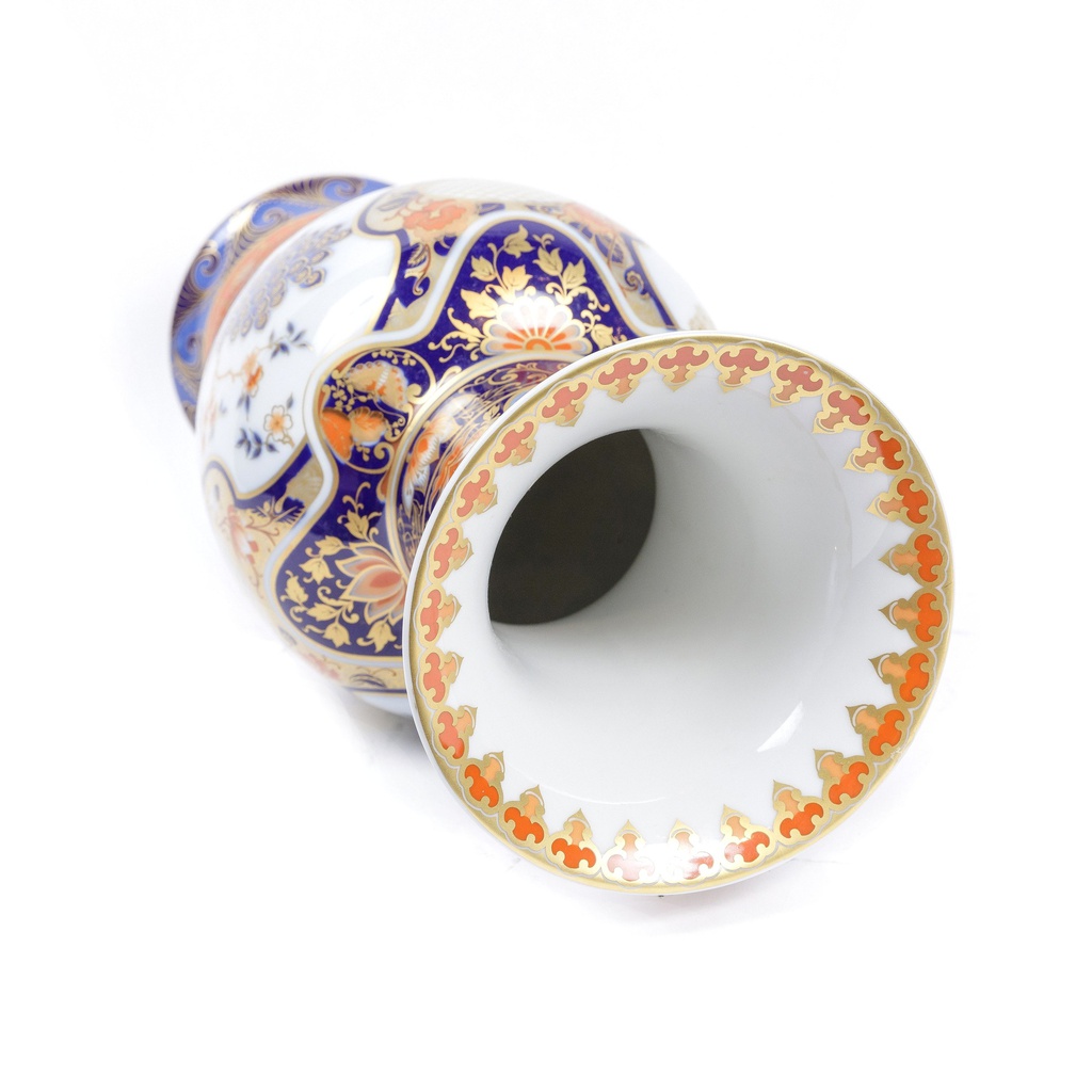 Porcelain-Kaiser-vases-porcelianines-vazos-6.jpg
