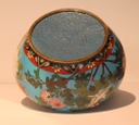 Cloisonne-centerpiece-with-cover-Cloisonne-stalo-dubuo-su-dangčiu1.jpg