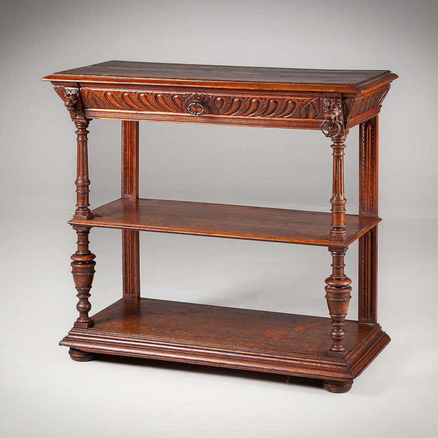 Serving Table