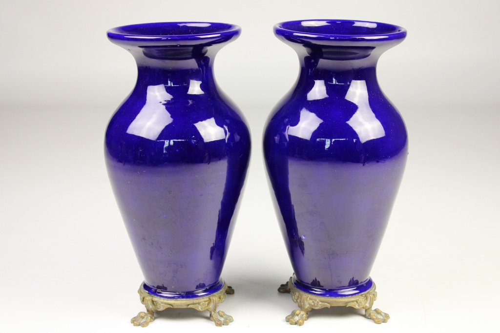 Vases (2 pcs)