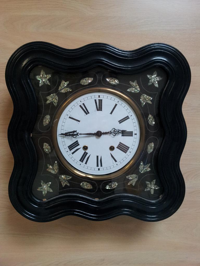 Wall Clock